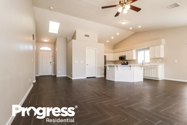 Building Photo - 13197 W Ocotillo Ln