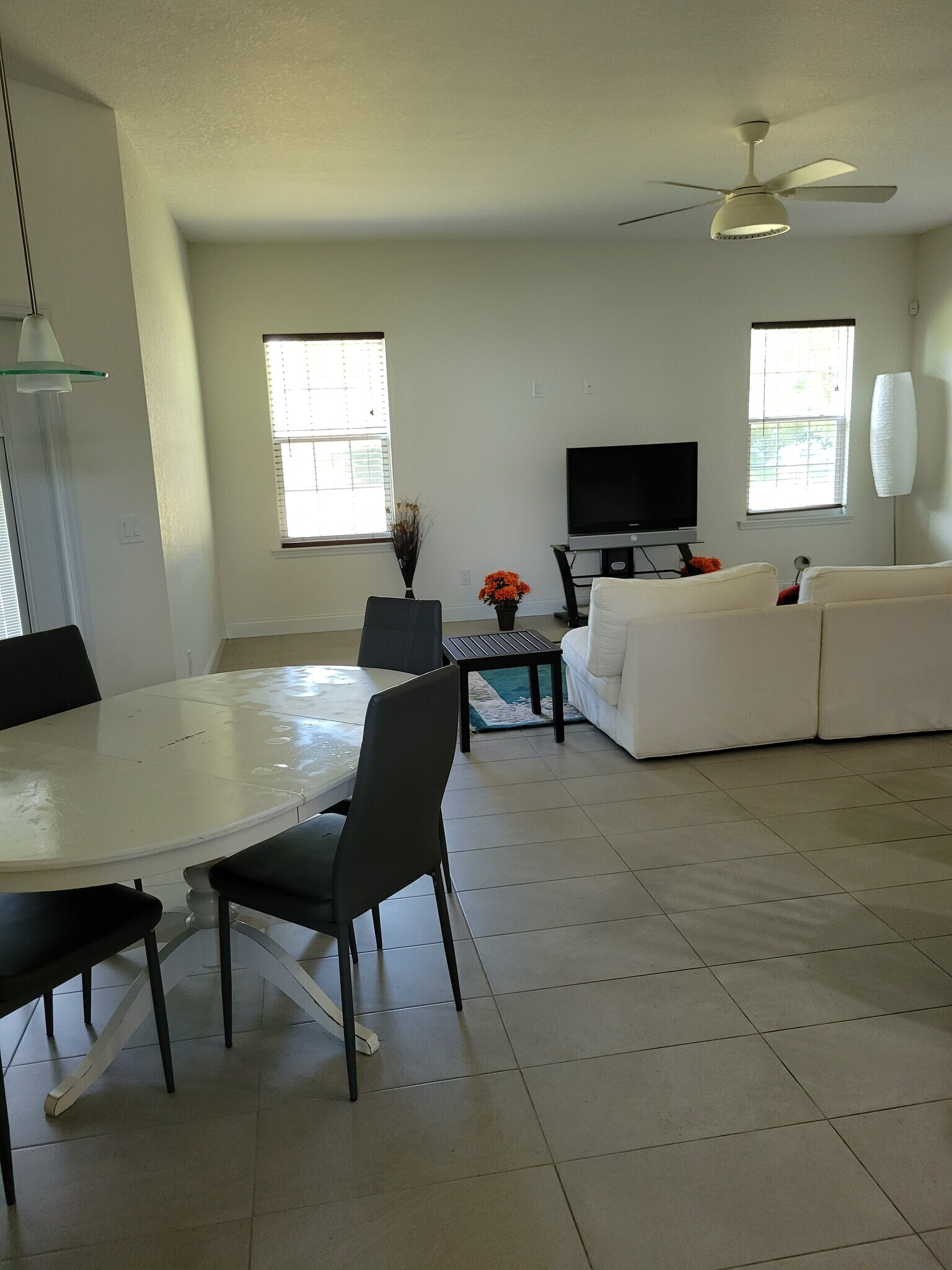 Building Photo - 116 Sunrise Hill Ln