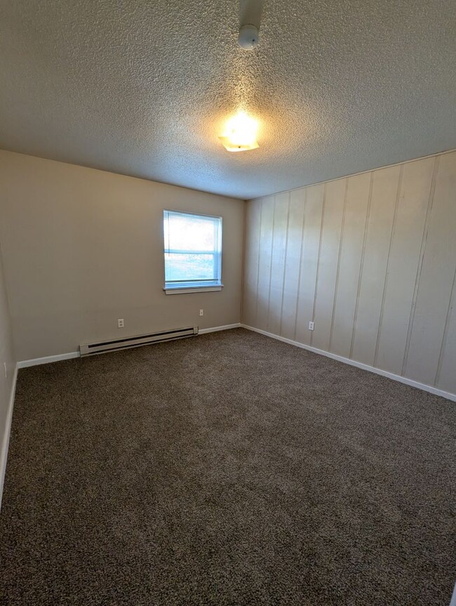 Building Photo - 2 Bedroom Apt in Columbia