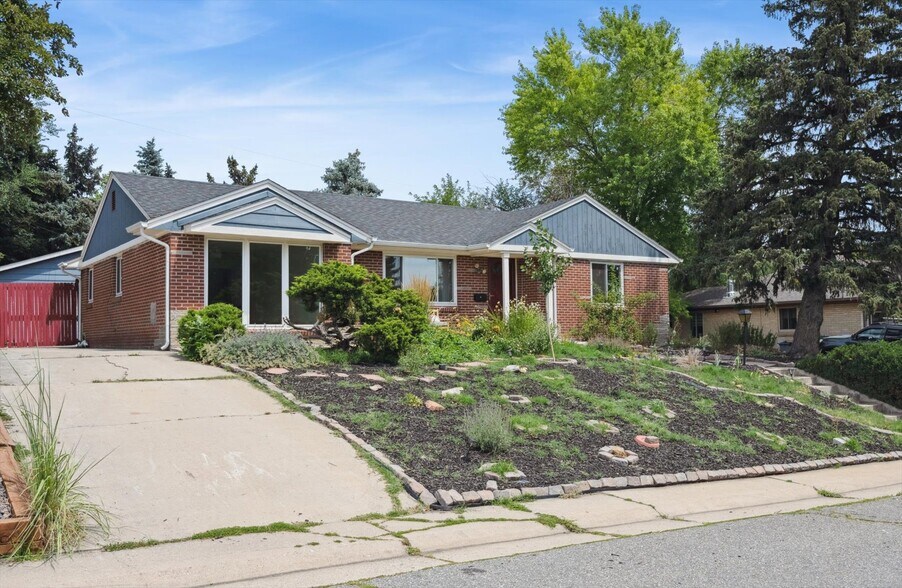 Primary Photo - 9505 W 54th Pl