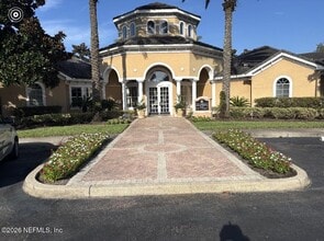 Building Photo - 10075 GATE N Pky
