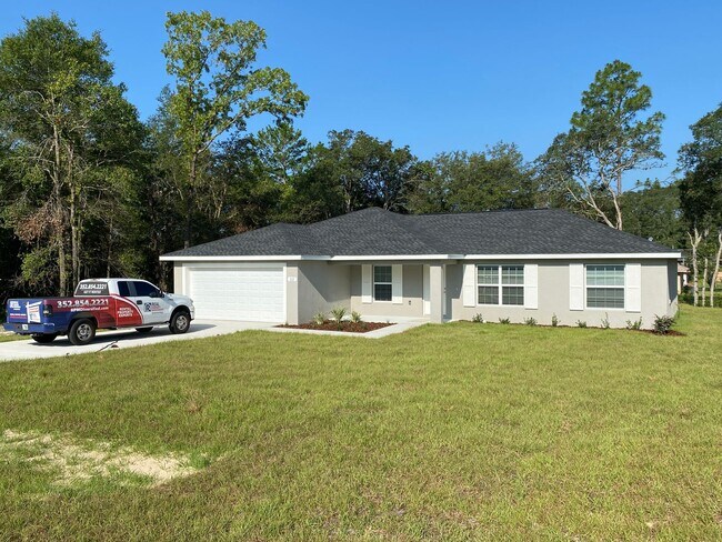Building Photo - 52 Oak Cir