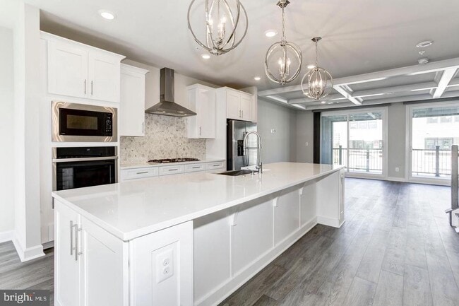 Building Photo - 12923 Sunrise Ridge Aly