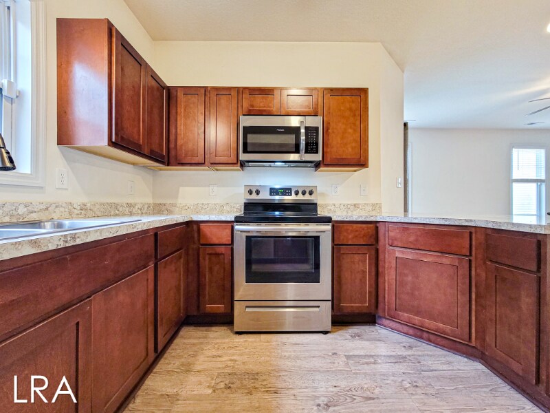 Building Photo - 520 Shallotte Ln