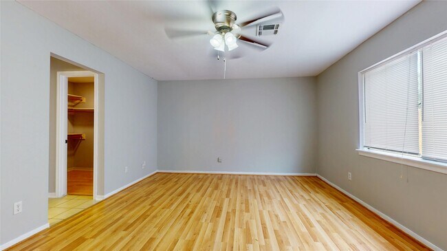 Building Photo - 5127 Girnigoe Dr