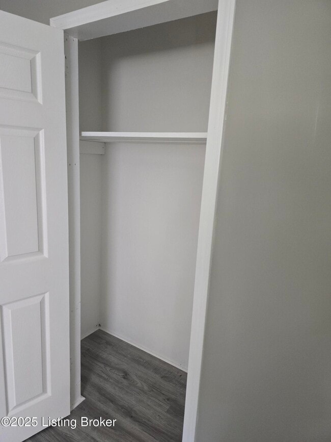 Building Photo - 3421 Shanks Ln