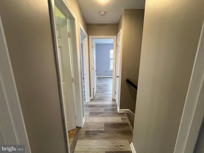 Building Photo - 10108 Oklahoma Ct