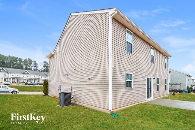 Building Photo - 180 Fieldspar Ln