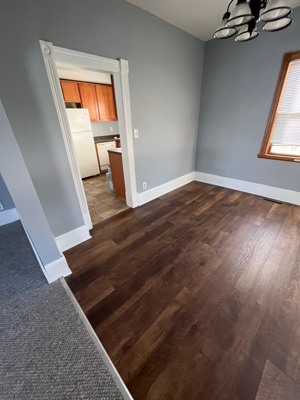 Building Photo - 231 2nd St