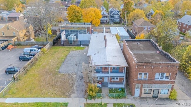 Building Photo - 2253 Niagara St