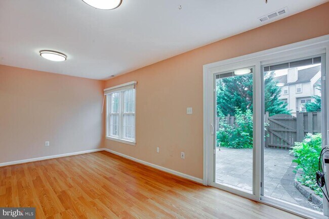 Building Photo - 21707 Leatherleaf Cir
