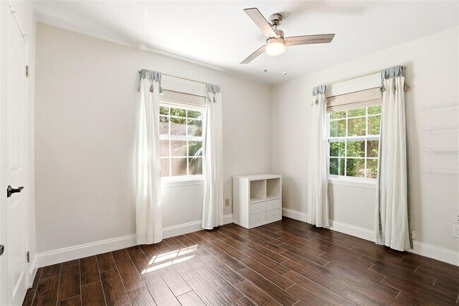 Building Photo - 2518 Weber St