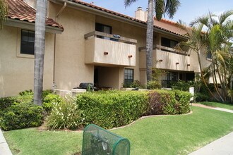 Building Photo - 3 Bed/2.5 Bath PB Townhouse - Garage, W/D,...