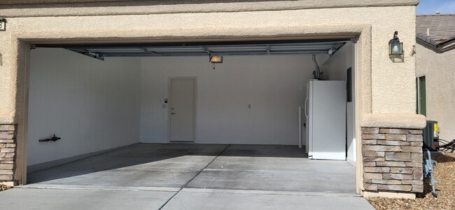 Building Photo - 3308 Flinthead Dr