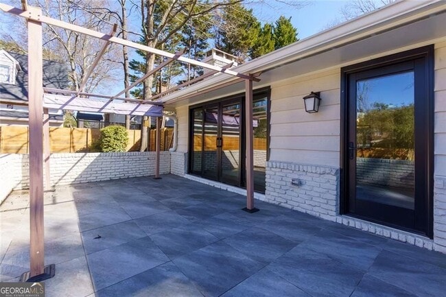 Building Photo - 7330 Hunters Branch Dr NE