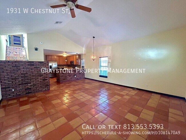 Building Photo - 1931 W Chestnut St