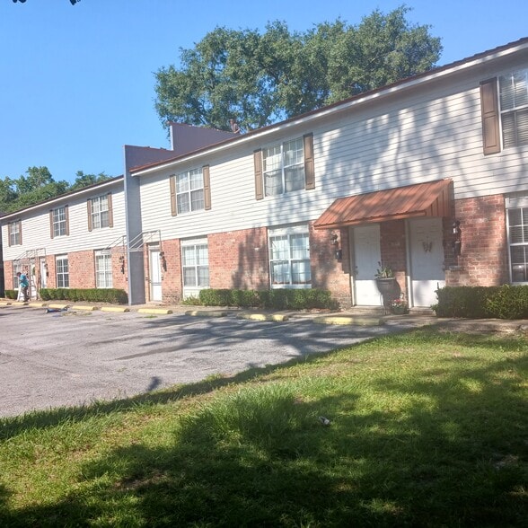 Building Photo - 1207 Canal St