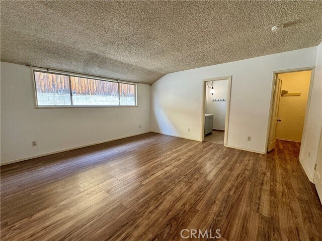 Building Photo - 320 N Stoneman Ave