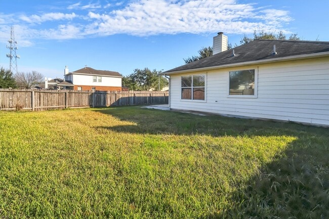 Building Photo - 835 Dracena Ct