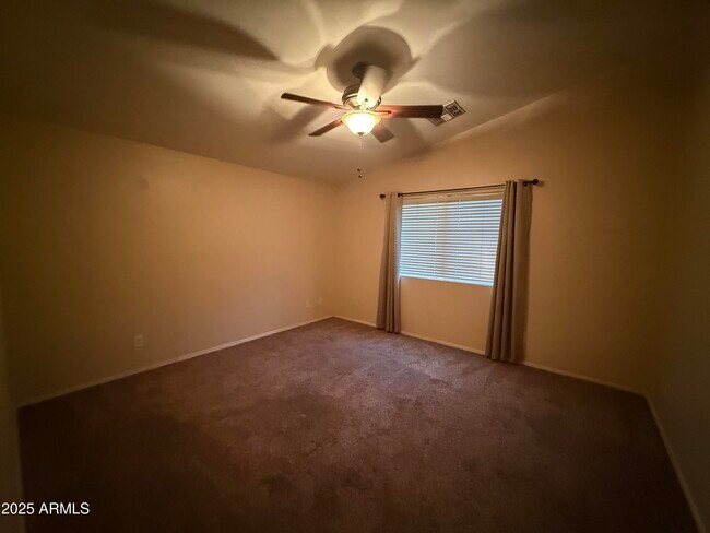 Building Photo - 11761 W Dos Rios Dr