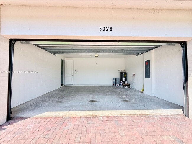 Building Photo - 5028 Gambero Wy