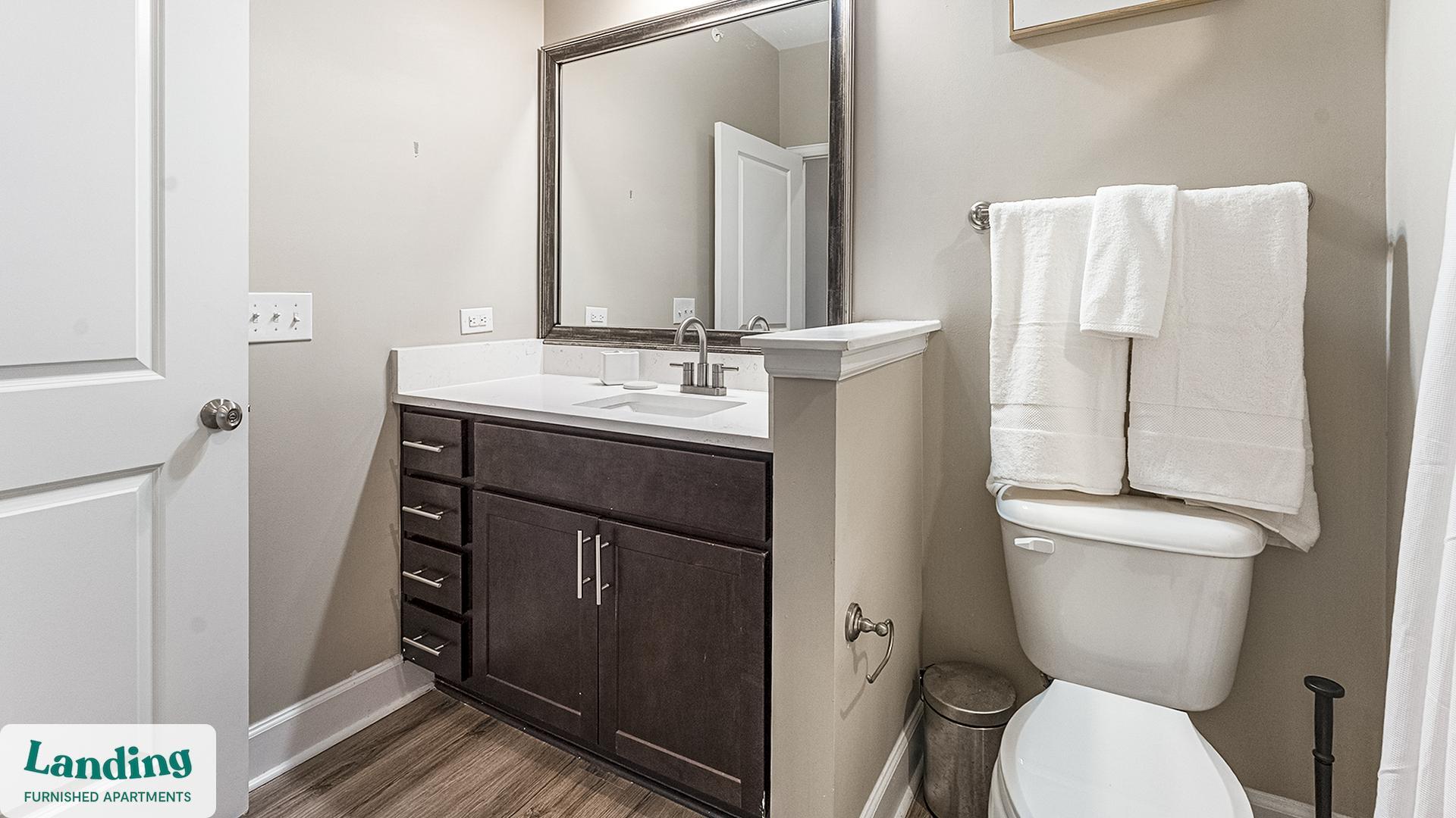 Building Photo - 195 N Creek Dr