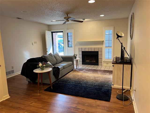 Building Photo - 3129 Sappington Pl