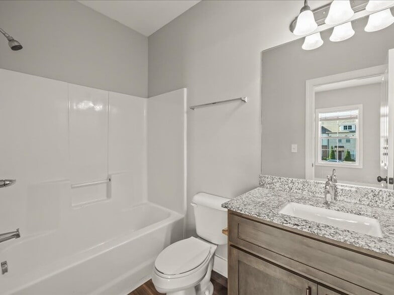 Building Photo - 100 Mackenzie Way,