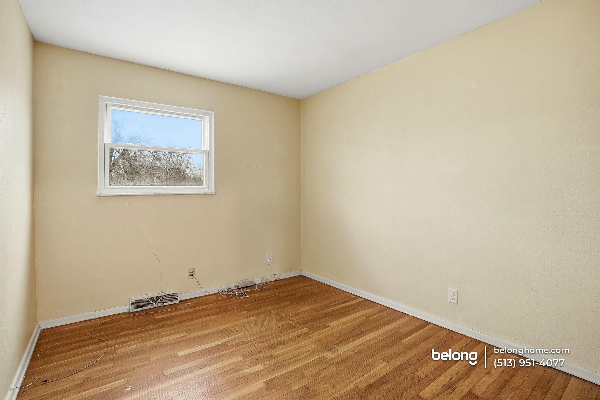 Building Photo - 704 Carlsbad Rd