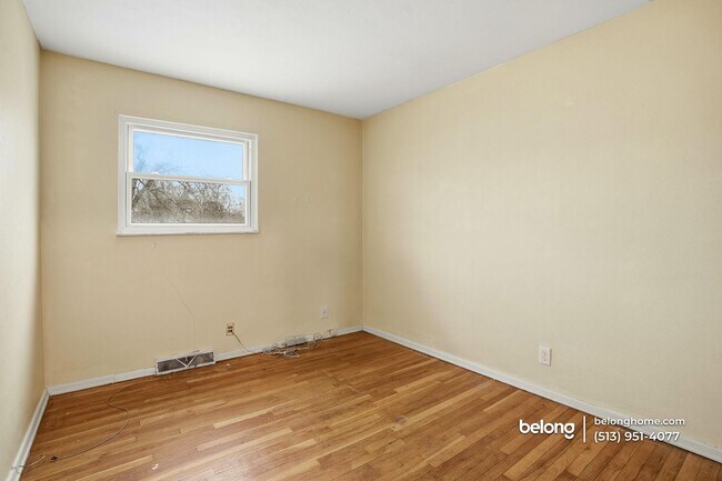 Building Photo - 704 Carlsbad Rd