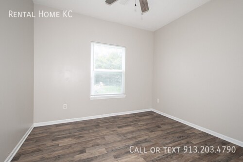 Building Photo - 1933 N 80th Ct