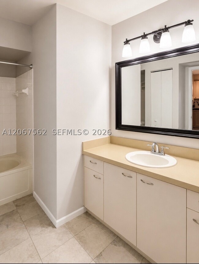 Building Photo - 4847 Palm Hill Dr