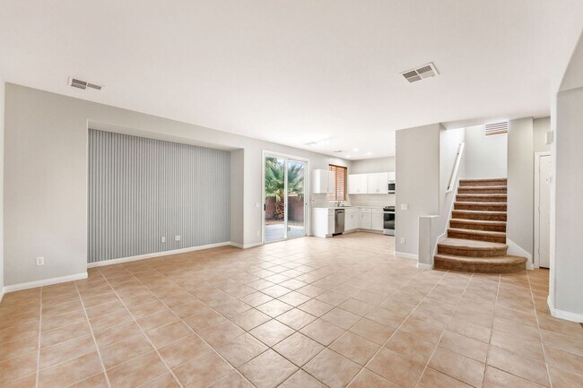 Building Photo - SUMMERLIN HOME, 3 BEDROOMS, LARGE BACKYARD, MINUTES FROM DOWNTOWN SUMMERLIN