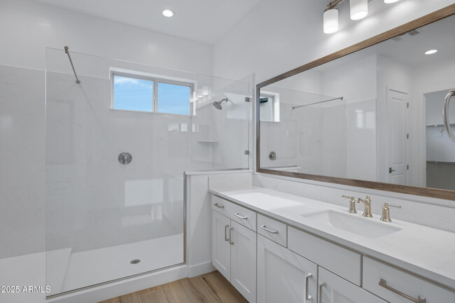 Building Photo - 3624 N 59th St