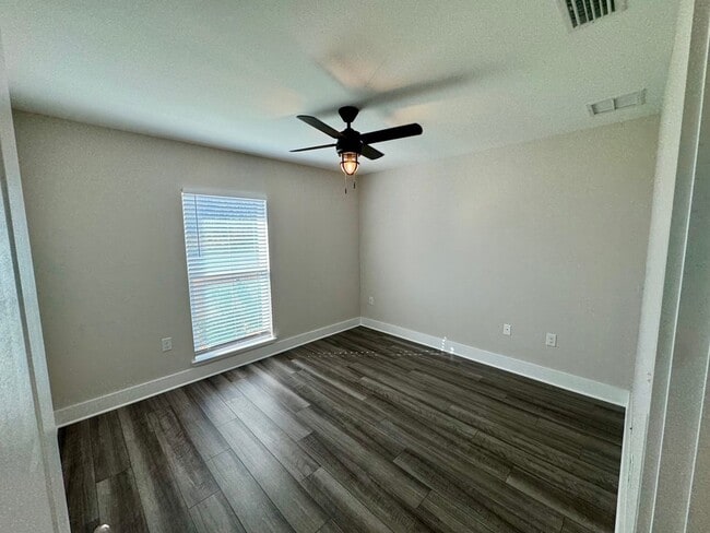 Building Photo - 456 Jones Homestead Rd