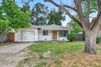 Building Photo - Charming 3-Bedroom Gem on Albatross Way - Cozy Living in Sacramento