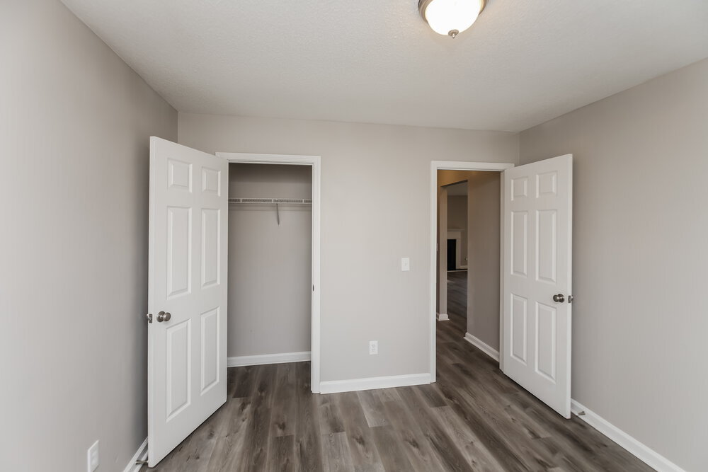 Building Photo - 5407 Sweetsprings Dr SW