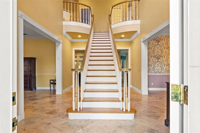 Building Photo - 6445 Renwick Cir