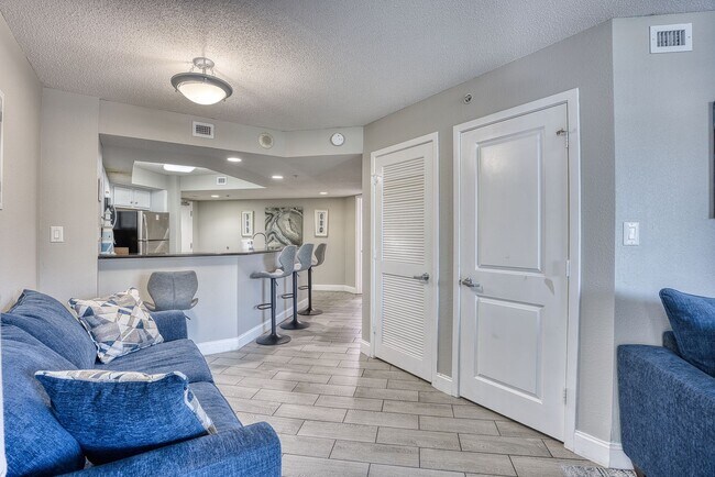 Building Photo - Oceanview Retreat at the Beach