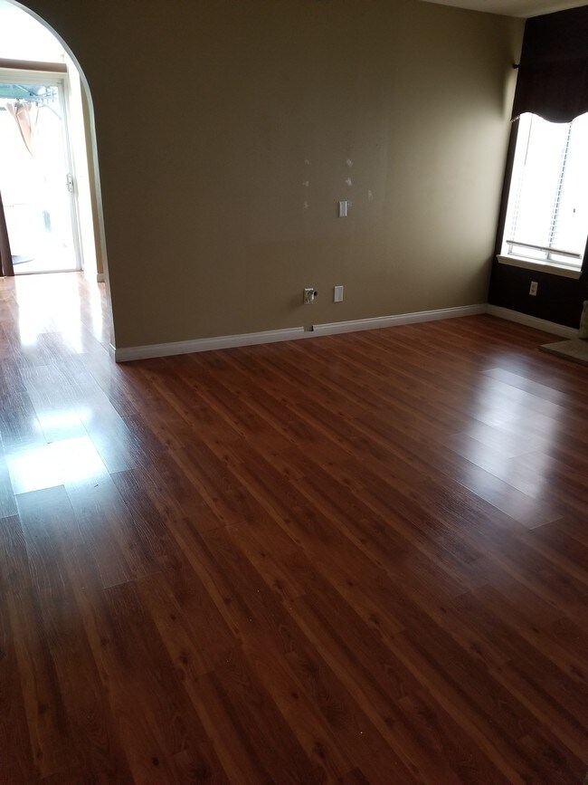 family room downstairs - 19945 Eagle Ridge Ln