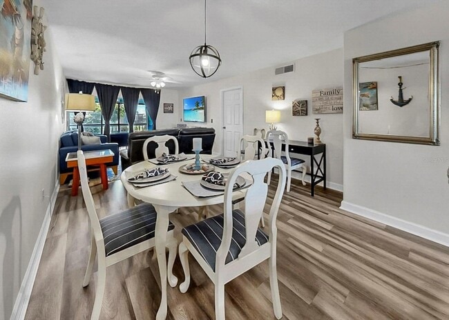 Building Photo - 1028 Apollo Beach Blvd