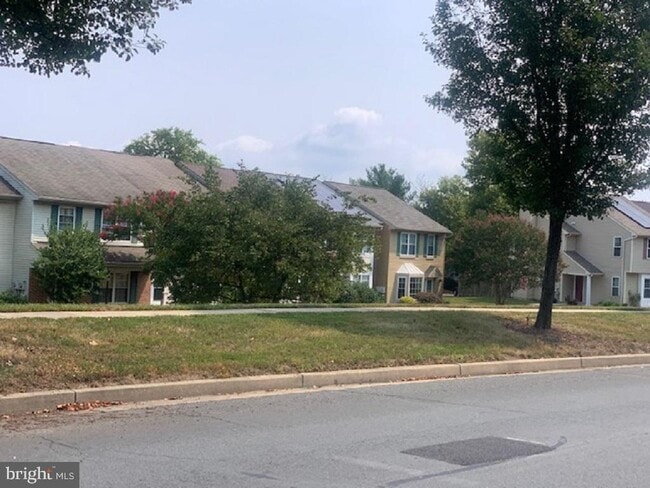 Building Photo - 6012 Red Wolf Pl