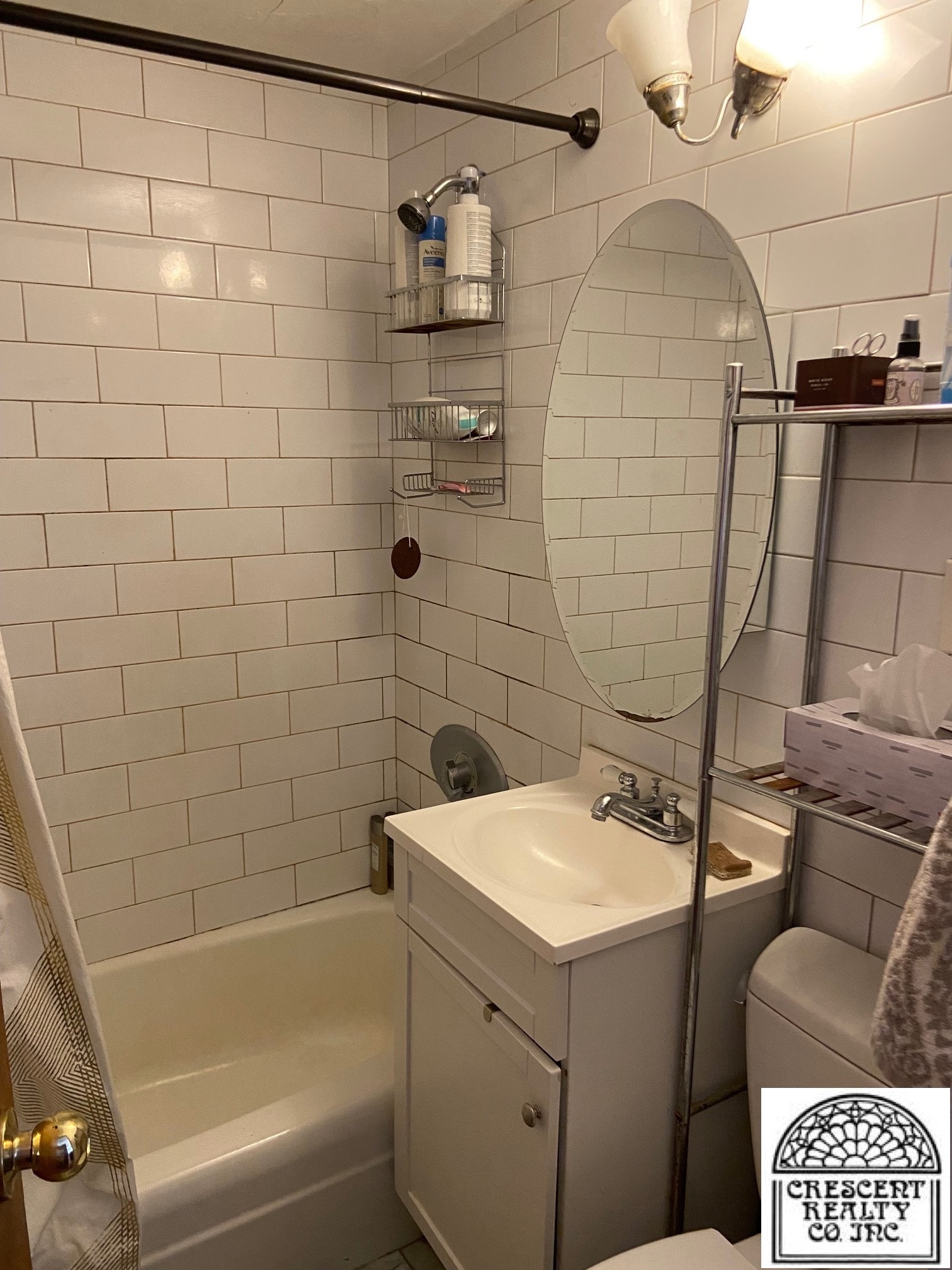 Building Photo - 106 Myrtle St