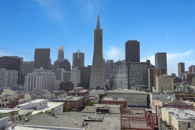 Building Photo - 1065 Montgomery St
