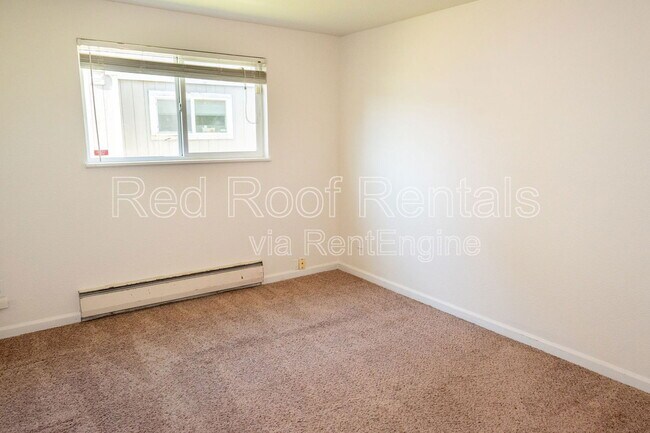 Building Photo - 2341 S Wilkeson St