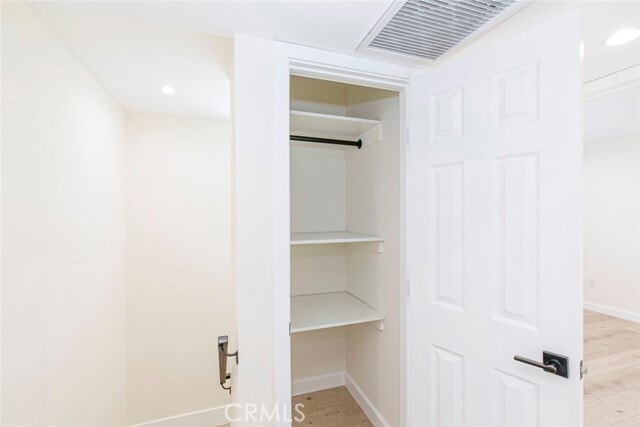 Building Photo - 15849 Malden St