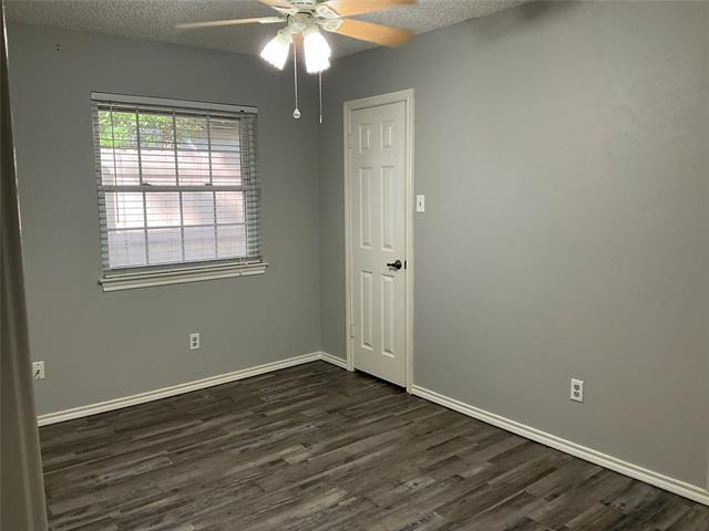 Building Photo - 4715 Lester Dr