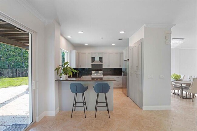 Building Photo - 1828 NW 48th Terrace