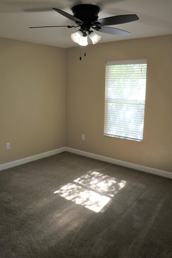 Building Photo - 6461 Arbor Ln