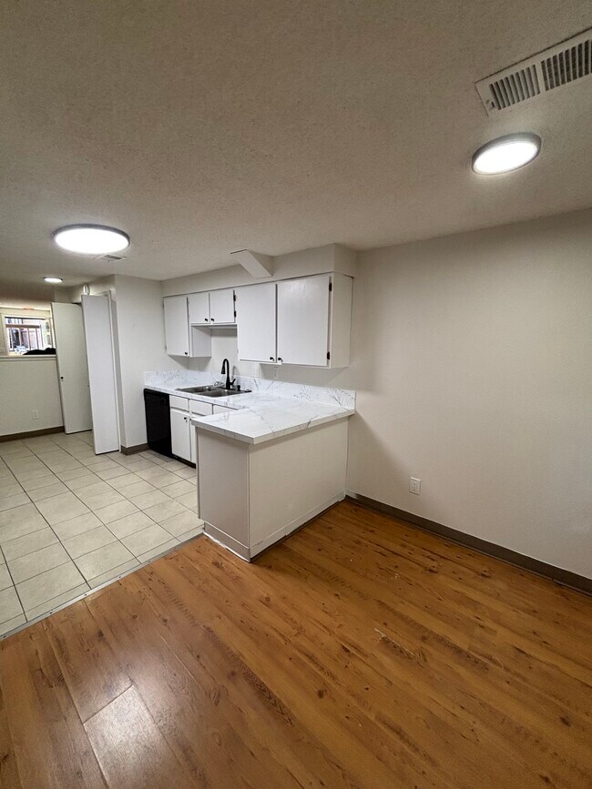 Image (13) - 212-218 Longs Peak